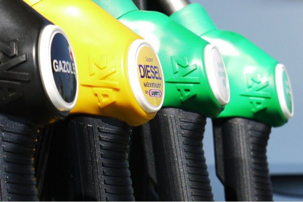 Distributori a secco in Calabria e Puglia. Conftrasporto non esclude il fermo nazionale