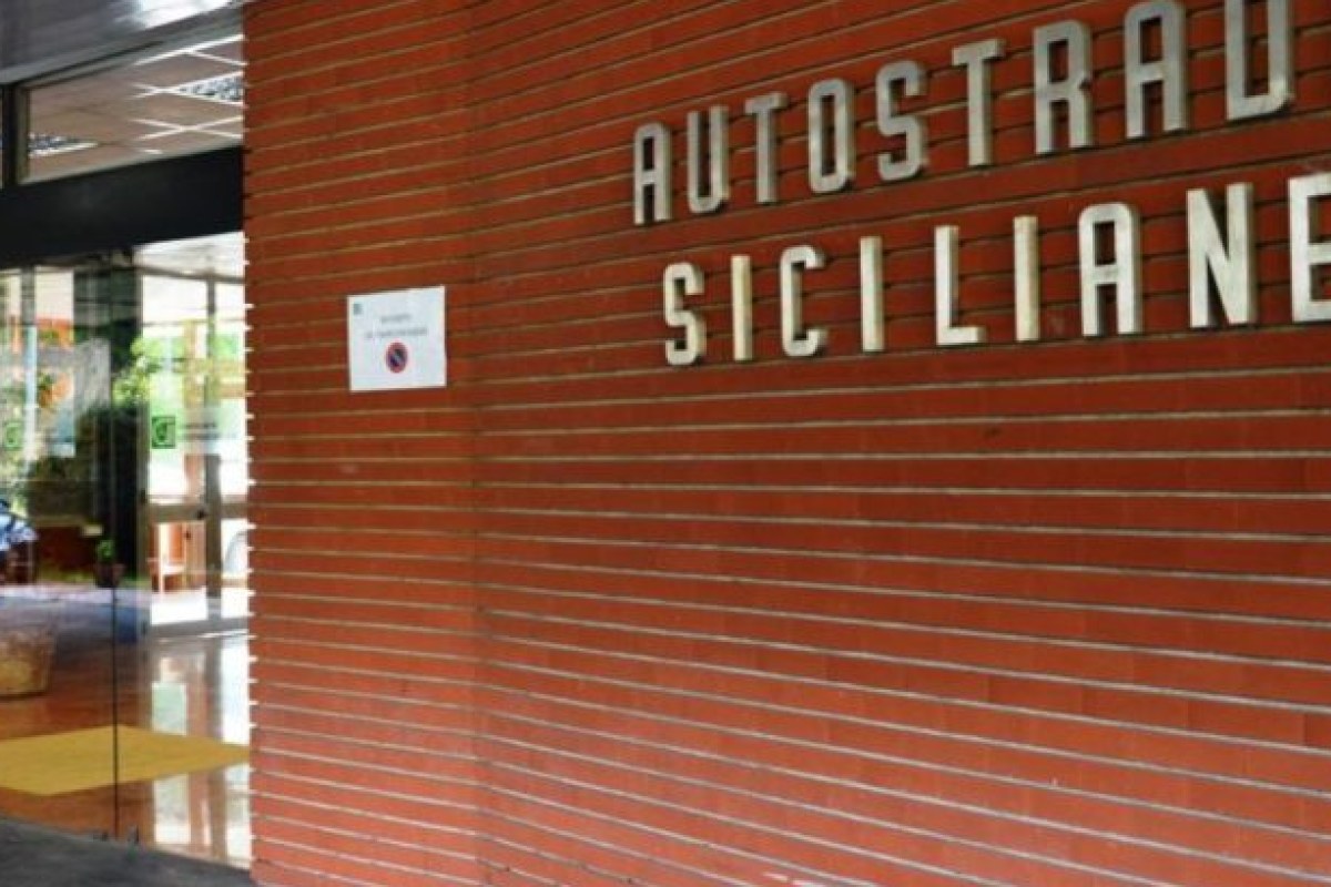 Emergenza CAS, l'affondo di Lombardo (ScN): "La Regione sapeva, ora commissariamento"