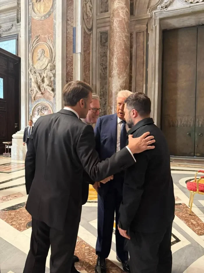 Ucraina, oggi vertice a Londra con Starmer, Macron e Merz. Meloni sente Zelensky