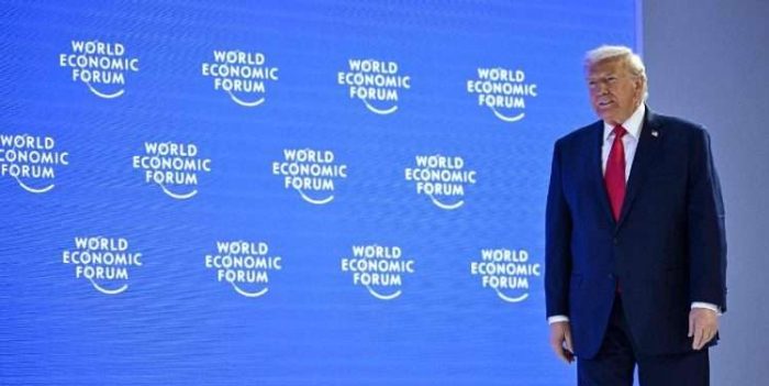 Lapsus di Trump e la Groenlandia diventa Islanda nel ribadire: voglio ‘quel pezzo di ghiaccio’