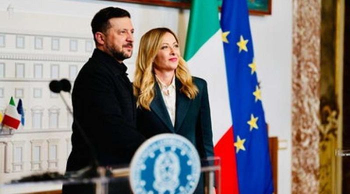Italia fermamente accanto all’Ucraina, e Zelensky ringrazia Mattarella e Meloni